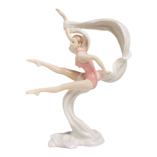 Figura Porcelana Mujer Salto con Tela