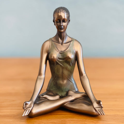 Estatuilla Yoga Pose Padmasana