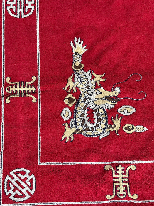 Alfombra rojo Dragón