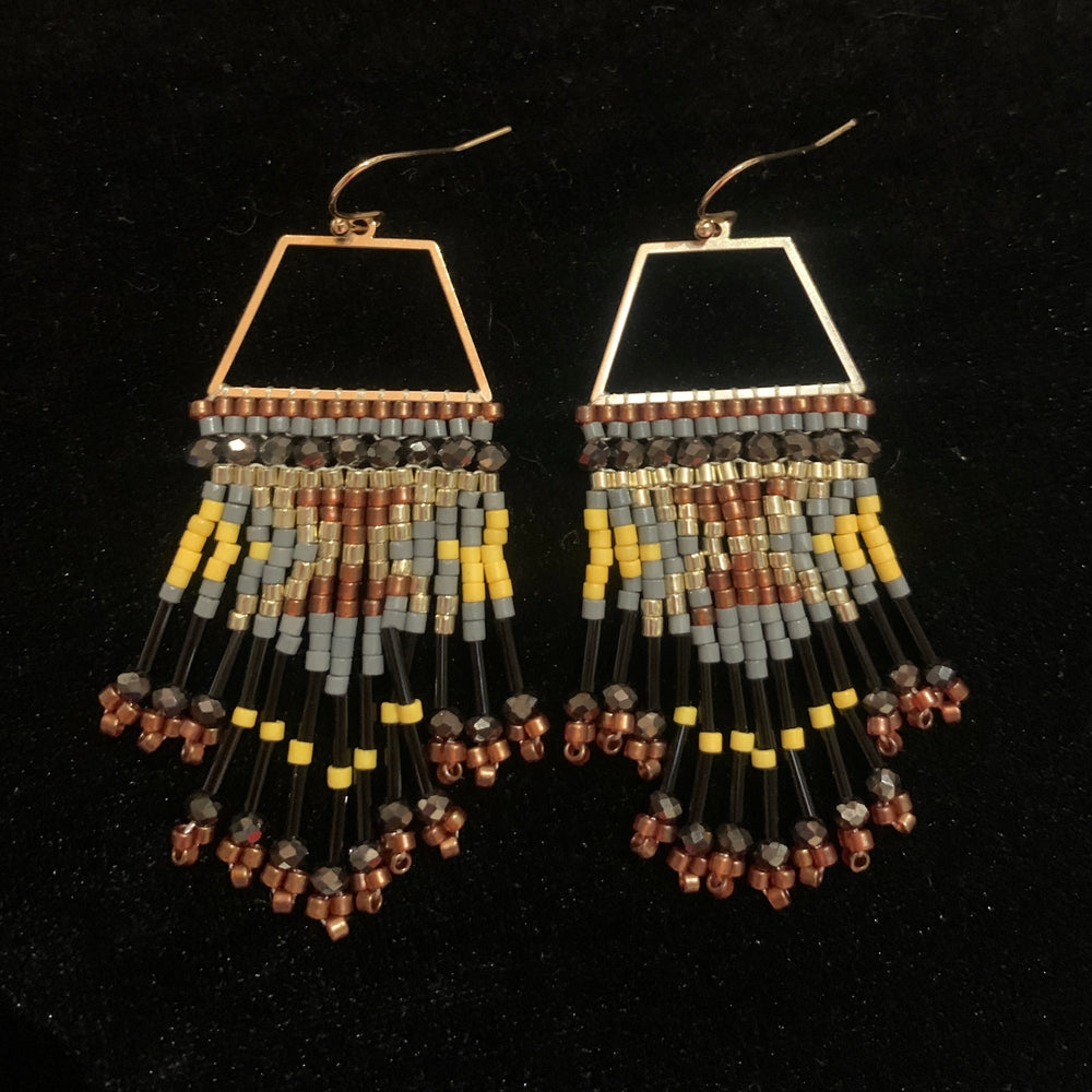 Aretes Zinc Trapecio Negro y Amarilo