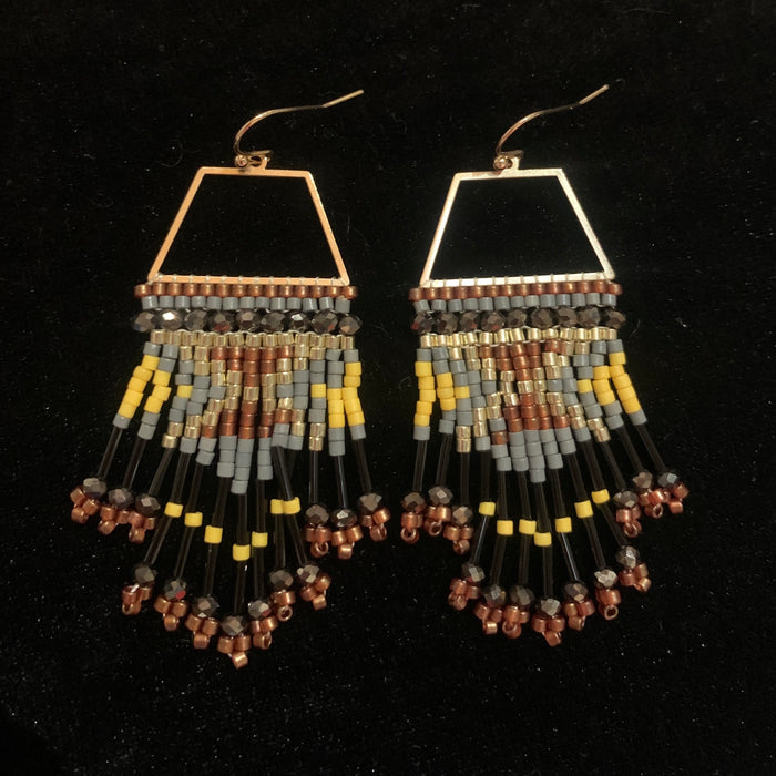 Aretes Zinc Trapecio Negro y Amarilo