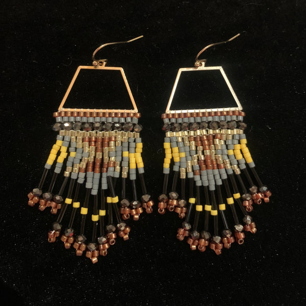 Aretes Zinc Trapecio Negro y Amarilo