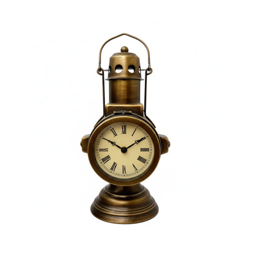 Reloj de farol con fondo beige