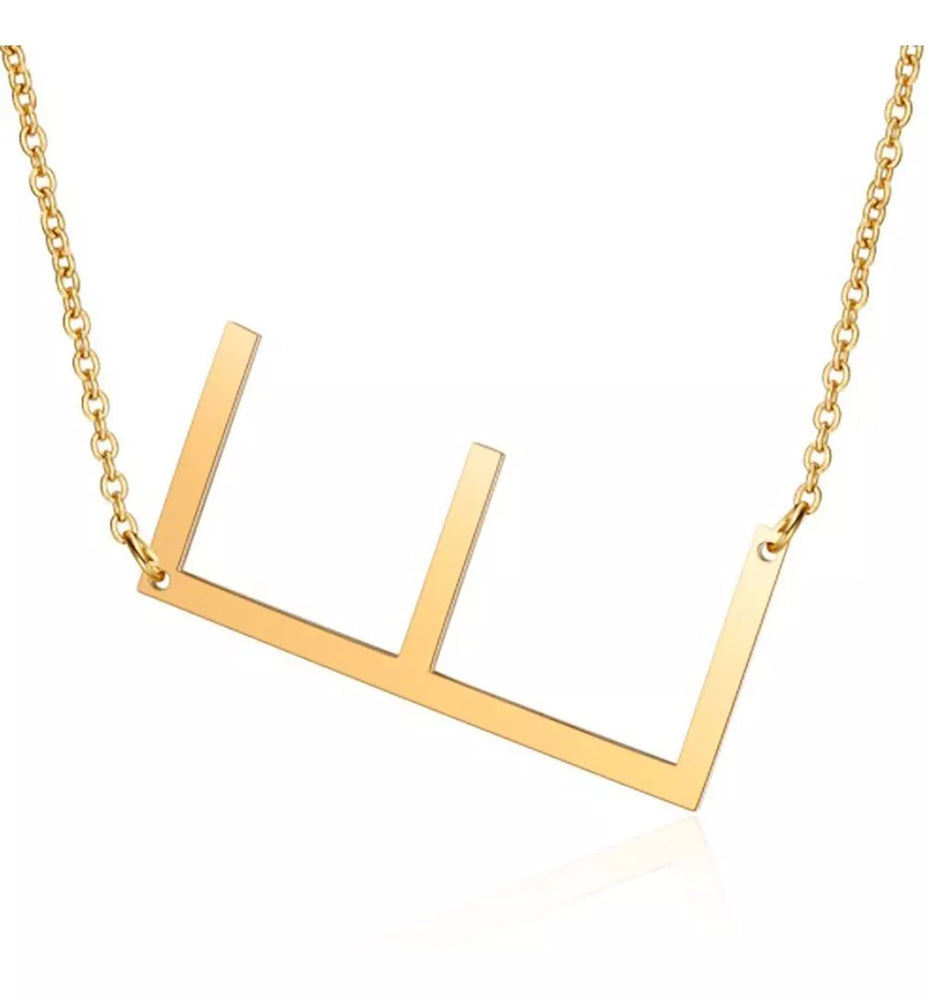 Collar Letra Grande